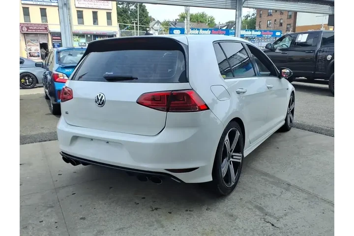 $19599 : Volkswagen Golf R 2016 AWD 4 image 7