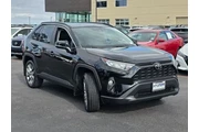 $23995 : Toyota RAV4 2021 XLE Premium thumbnail