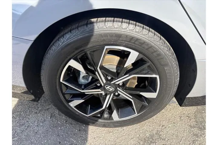 $25498 : Hyundai SONATA 2025 SEL 4dr image 8