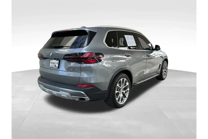 $39642 : BMW X5 2024 AWD xDrive40i 4d image 3