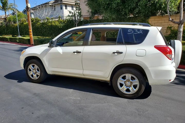 $1500 : Rav4 image 4