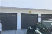 PUERTAS DE GARAGE INSULADAS en Orange County