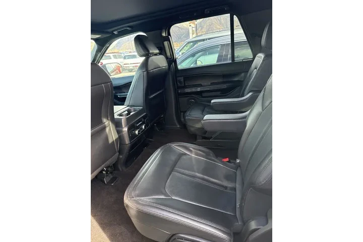 $37600 : Ford Expedition MAX 2021 4x4 image 8