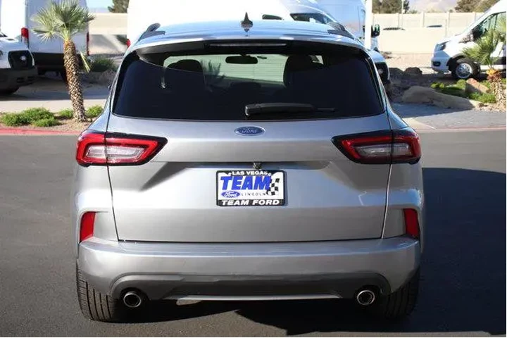 $19898 : Ford Escape 2023 AWD ST-Line image 7