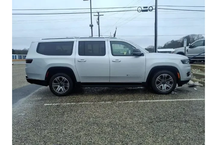 $39488 : Jeep Wagoneer L 2024 4x4 Ser image 2