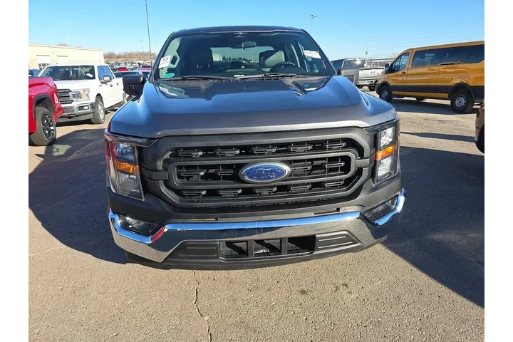 $27999 : Ford F-150 2023 4x2 XL 4dr S image 2