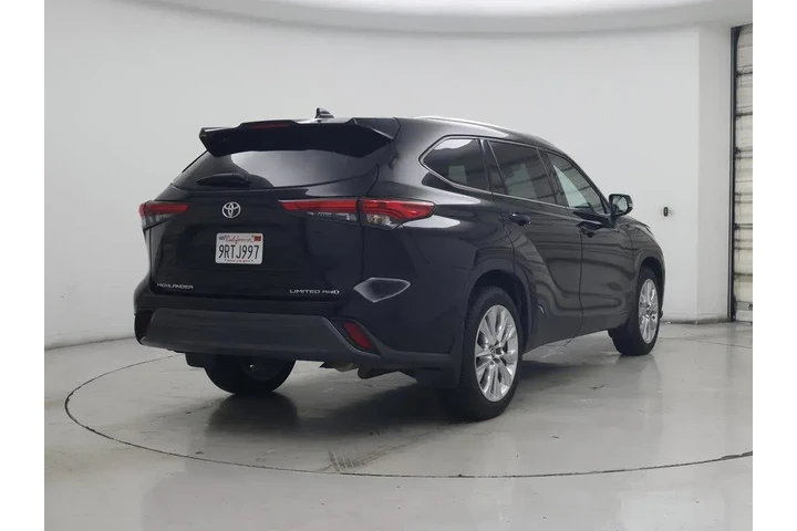 $37998 : Toyota Highlander 2022 AWD L image 8