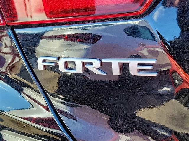 $26285 : 2024 Forte GT image 5