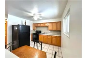 $595 : Rental property with 2 bedro thumbnail