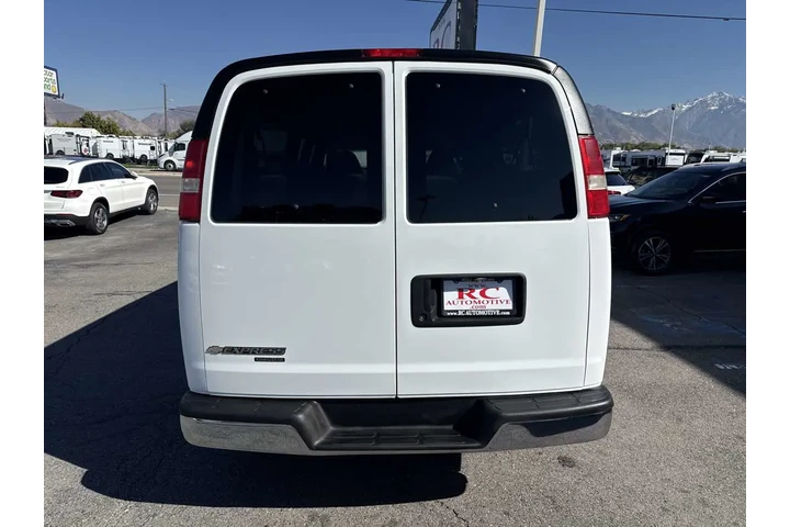 $14910 : 2013 Express Passenger LT image 8