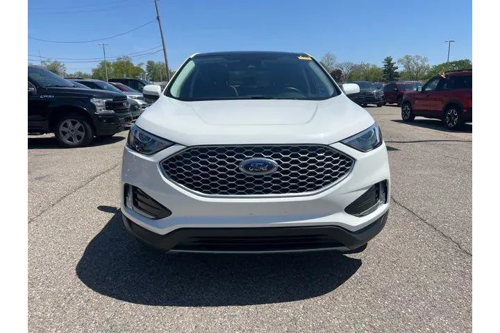 $27145 : Ford Edge 2023 AWD ST-Line 4 image 2