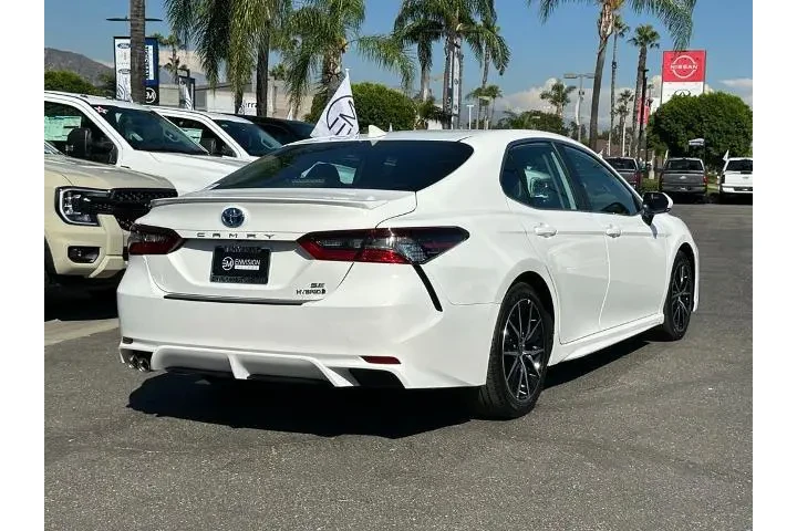 $28495 : Toyota Camry Hybrid 2024 SE image 8