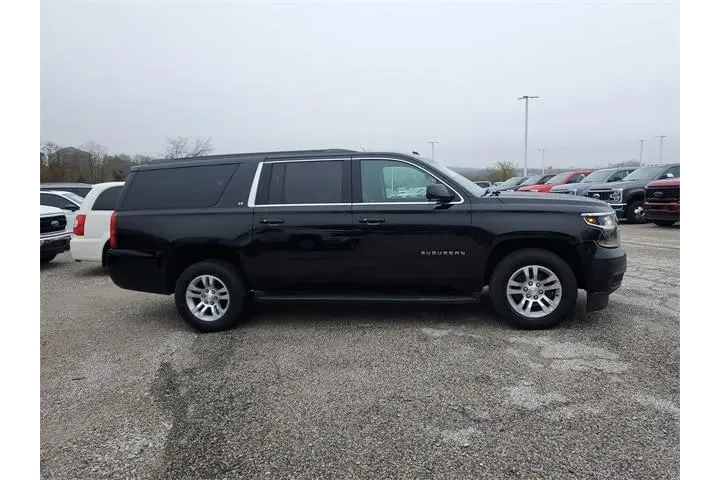 $21443 : Chevrolet Suburban 2017 4x4 image 3