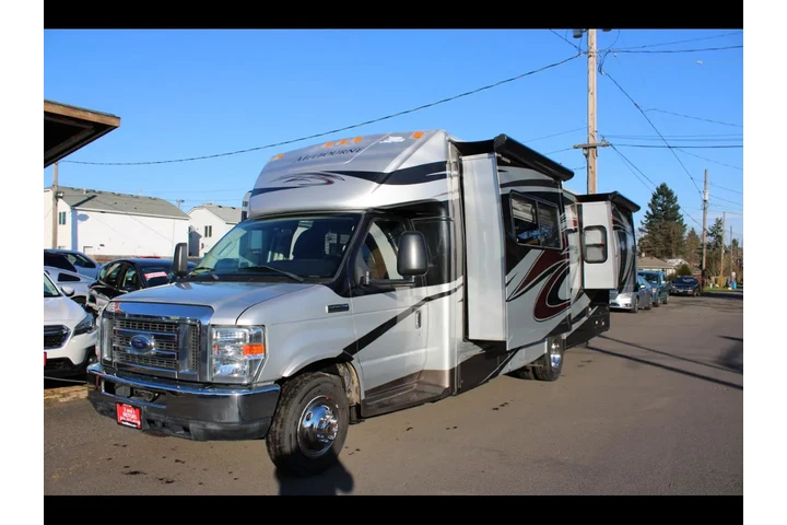 $39995 : 2013 E-450 image 1