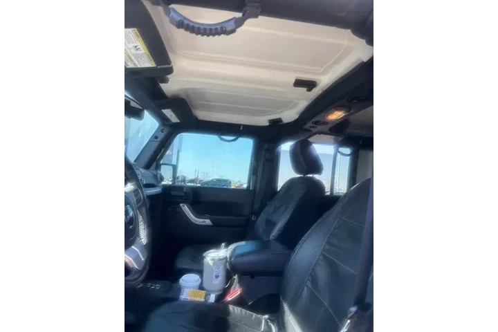 $21900 : Jeep Wrangler Unlimited 2017 image 3