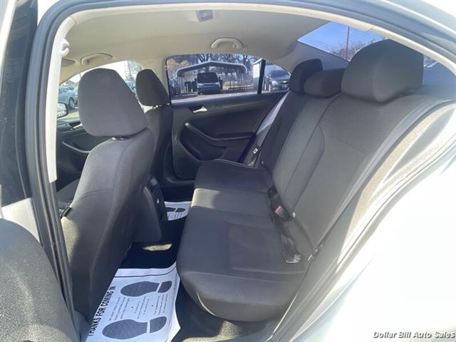 $9450 : 2015 Jetta S Sedan image 10