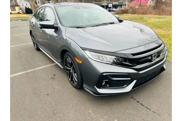 2020 Civic Sport Touring image 3