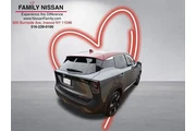 $24649 : Nissan Kicks 2025 AWD SR 4dr thumbnail