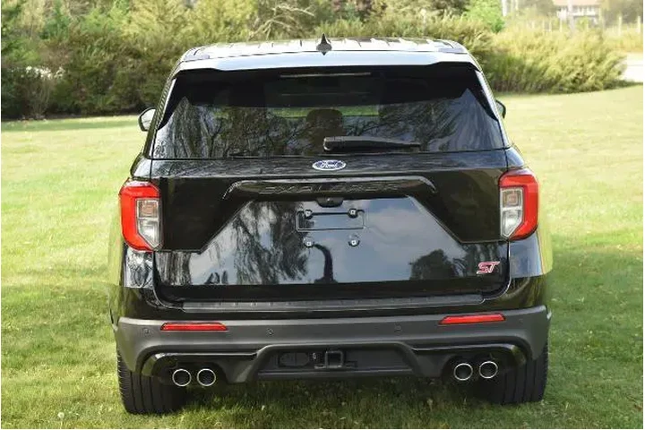 $37990 : Ford Explorer 2022 AWD ST 4d image 6