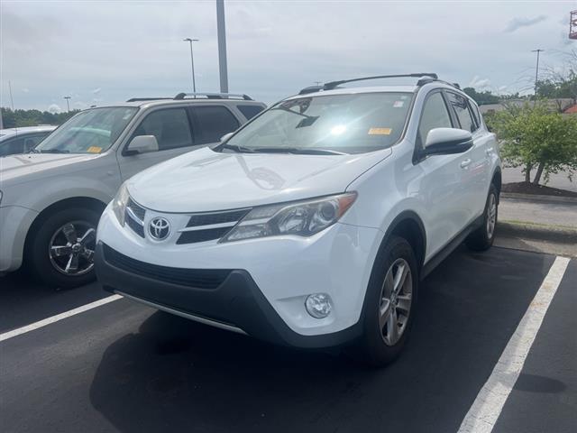$8000 : PRE-OWNED 2014 TOYOTA RAV4 XLE image 6