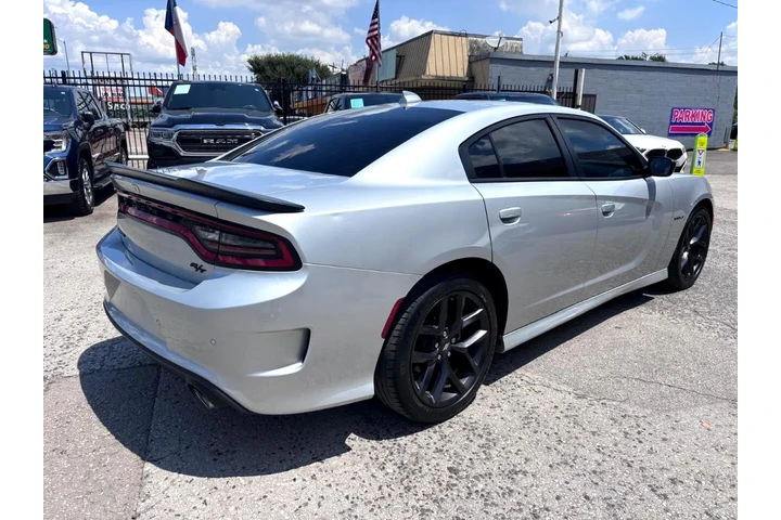 2022 Charger R/T image 6