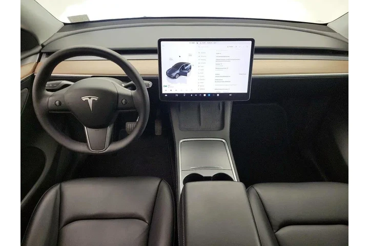 $34998 : Tesla Model Y 2024 Long Rang image 9