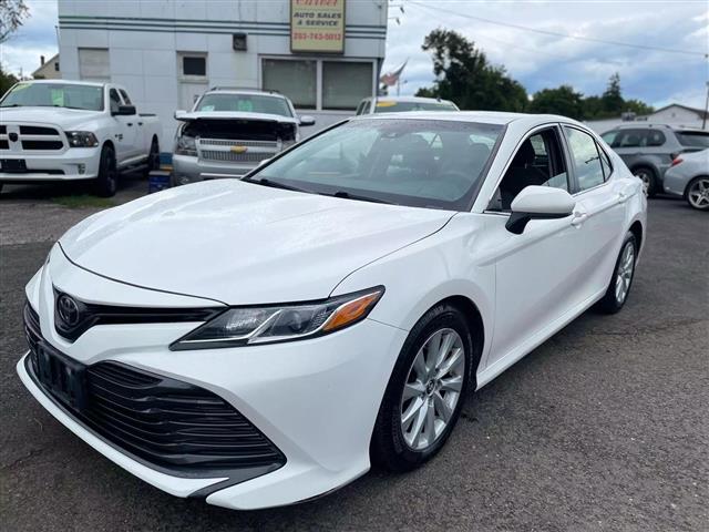 $15900 : 2018 TOYOTA CAMRY2018 TOYOTA image 2