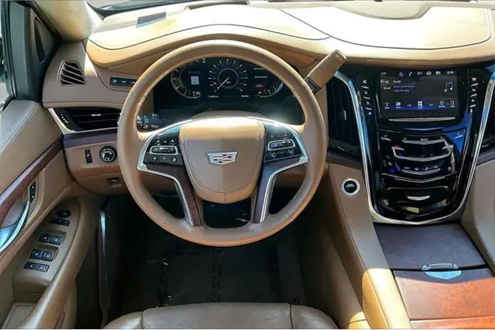 $24997 : Cadillac Escalade 2016 4X4 P image 8