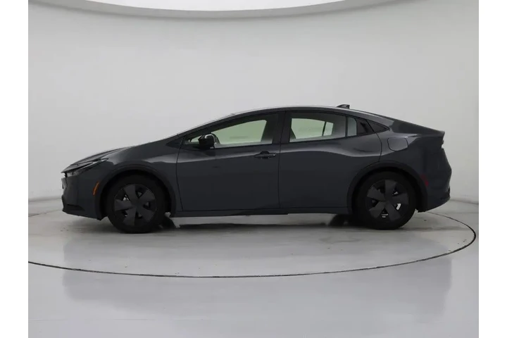 $29998 : Toyota Prius 2024 LE 4dr Hat image 3