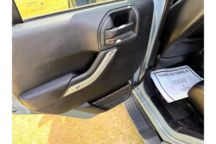 $17900 : Jeep Wrangler Unlimited 2015 image 7