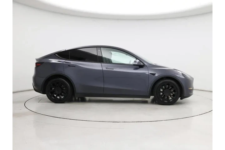 $28998 : Tesla Model Y 2023 AWD Long image 7