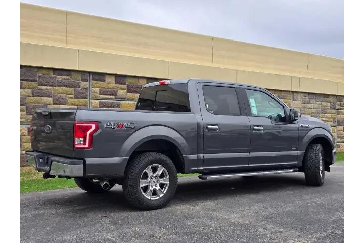$23850 : Ford F-150 2017 4x4 XLT 4dr image 9