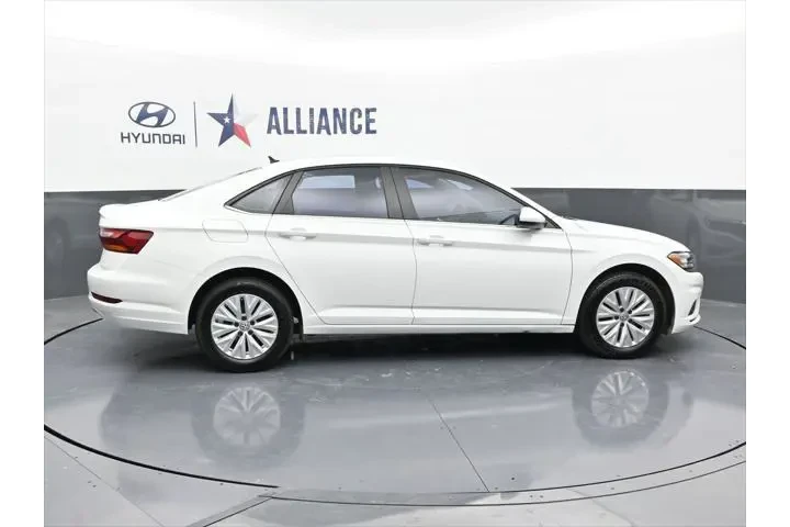 $13996 : Volkswagen Jetta 2019 S 4dr image 9