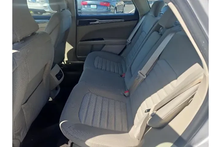 $12700 : Ford Fusion Hybrid 2019 SE 4 image 9