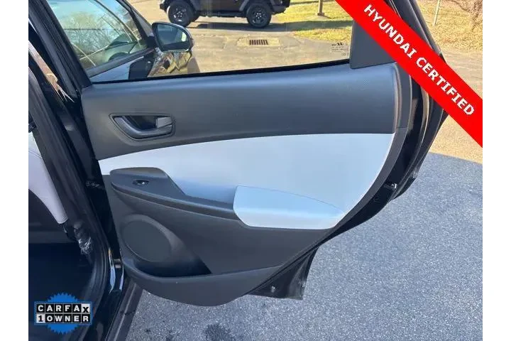 $19495 : Hyundai KONA 2023 AWD SEL 4d image 9