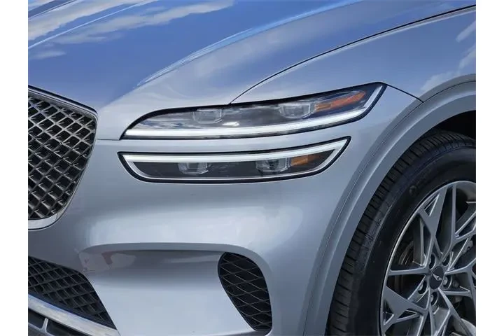 $35999 : Genesis GV70 2025 AWD 2.5T S image 10