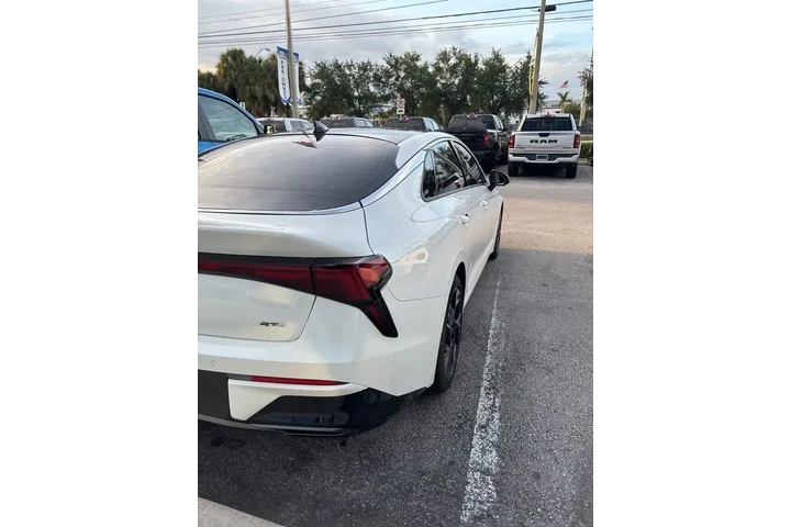 $28000 : Kia K5 2025 GT-Line 4dr Seda image 4