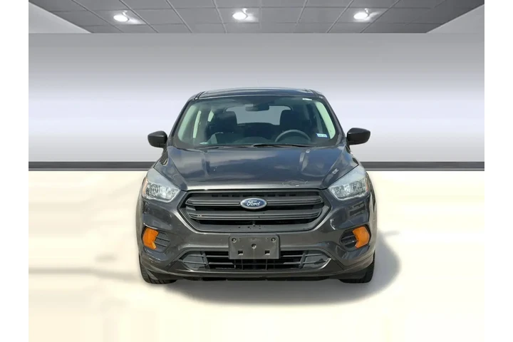 $9999 : Ford Escape 2017 S 4dr SUV image 5