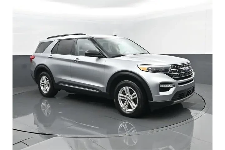 $26767 : Ford Explorer 2022 AWD XLT 4 image 3