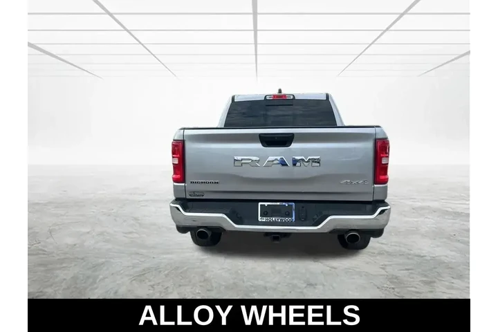 $33339 : Ram 1500 2025 4x4 Big Horn 4 image 6