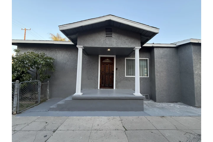 $2000 : Rento casa de una recamara image 1