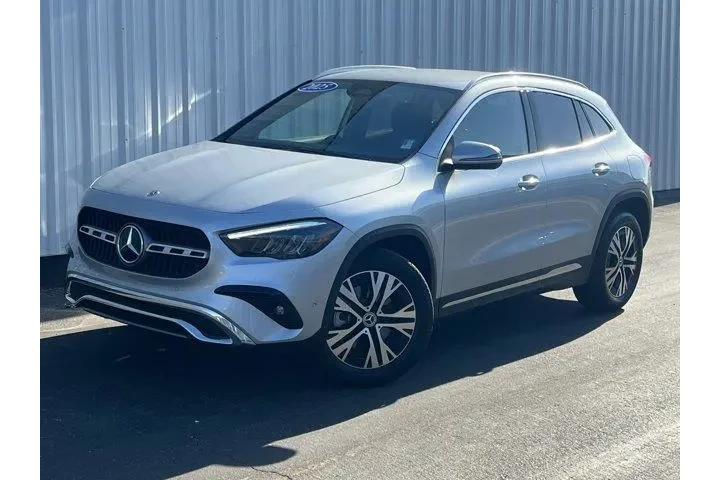 $37994 : Mercedes-Benz GLA 2025 GLA 2 image 1