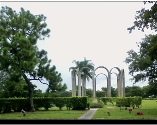 VISTA MEMORIAL GARDEN MAUSOLEO image 3