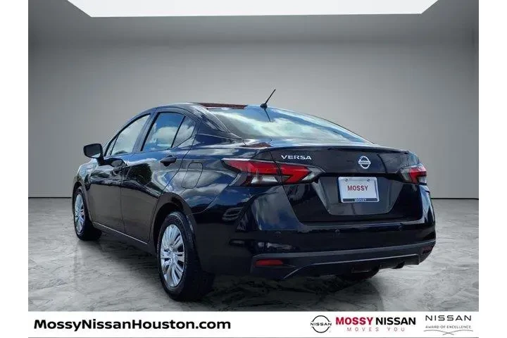 $13995 : Nissan Versa 2020 S 4dr Seda image 2