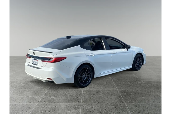 $35215 : Toyota Camry 2025 image 5