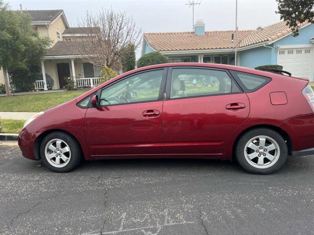 $6000 : 2005 Prius image 1