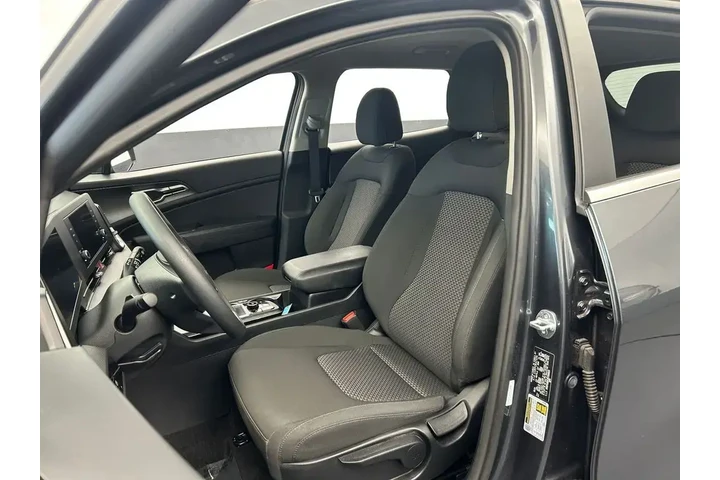 $25988 : Kia Sportage 2024 LX 4dr SUV image 10