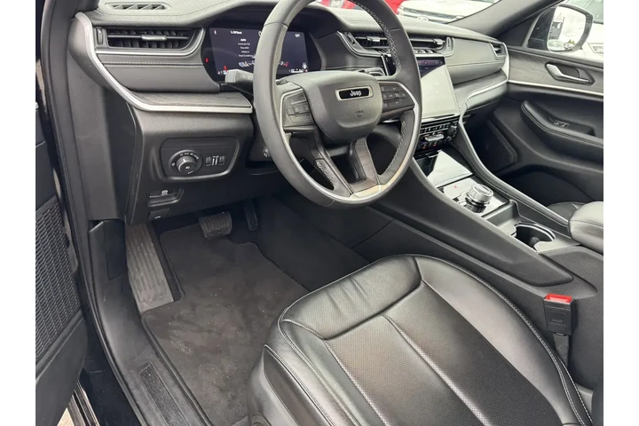 $29888 : Jeep Grand Cherokee L 2024 4 image 9