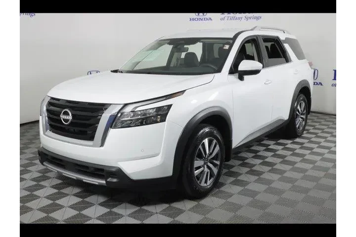 $38875 : Nissan Pathfinder 2025 AWD S image 3
