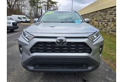 $20999 : Toyota RAV4 2019 AWD XLE 4dr thumbnail